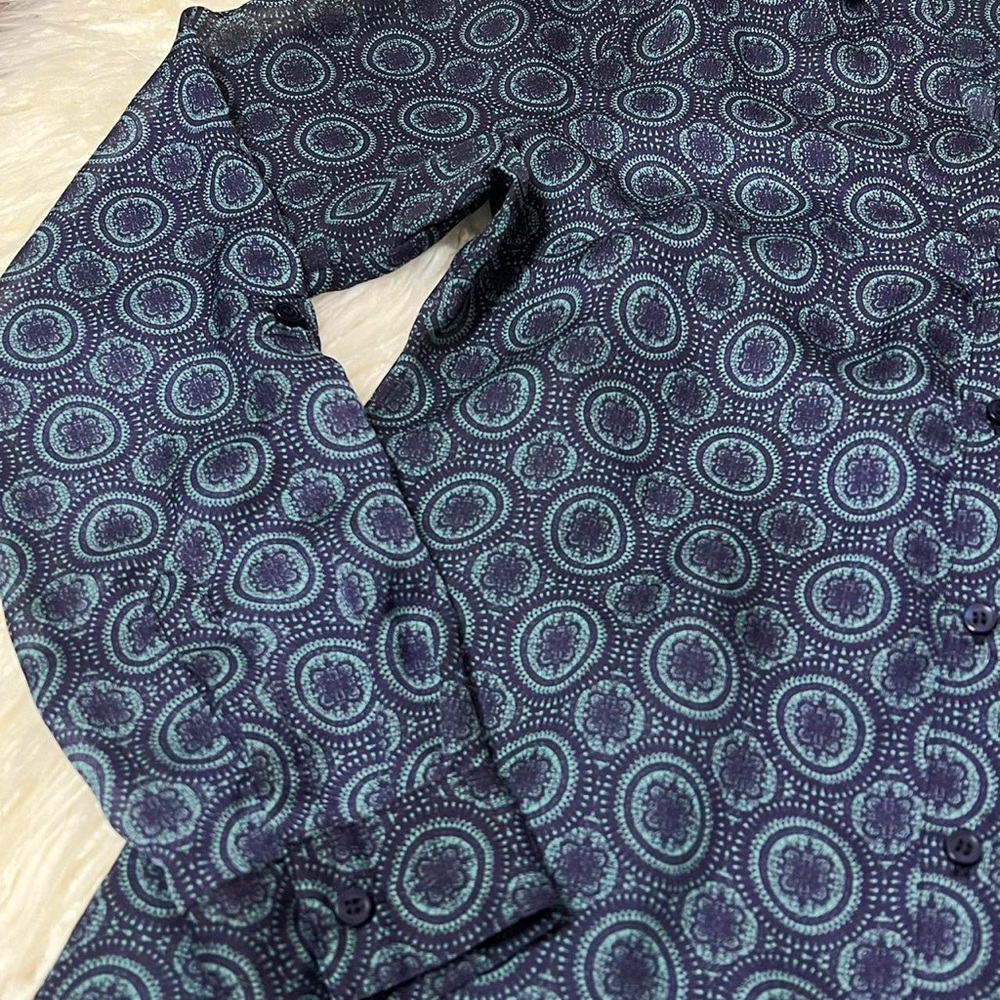 Sheer blouse - Picture 3 of 4